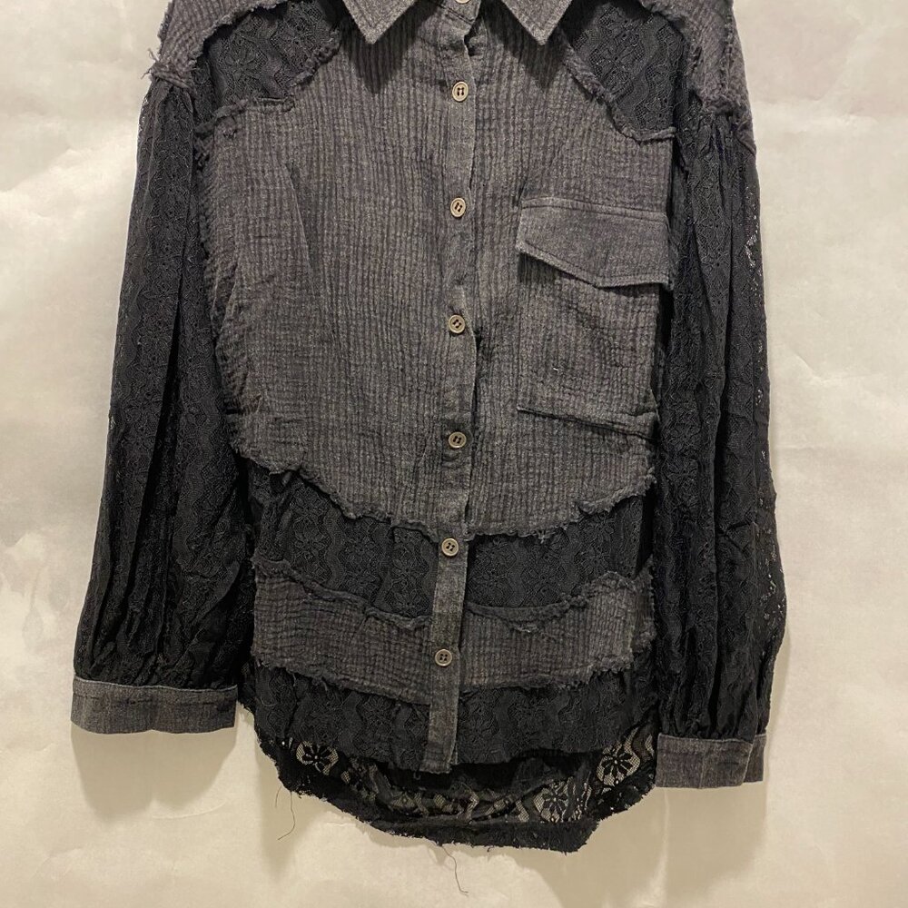 3598 Size Large POL Black Cotton Lace Button Down Top Long Sleeve Size Large NWT - Picture 2 of 6